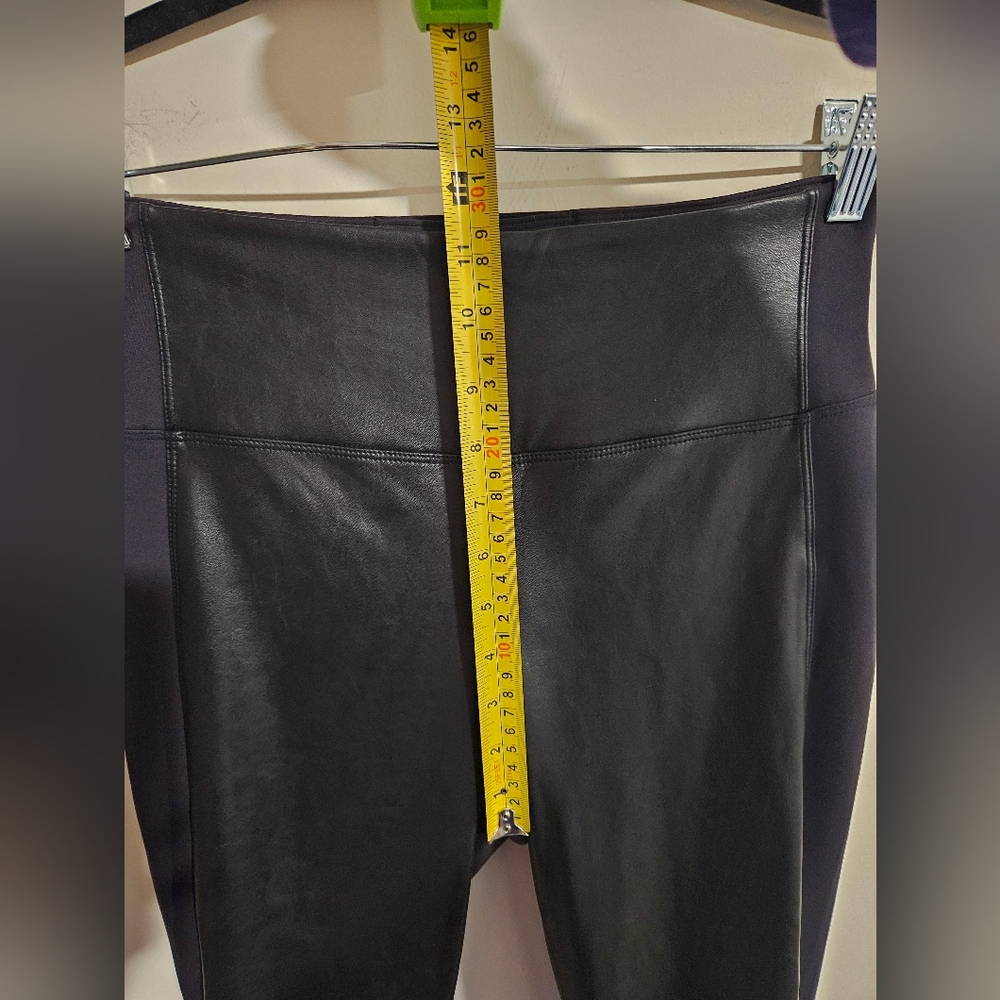 Athleta Delancey Shine Tights - Picture 3 of 6